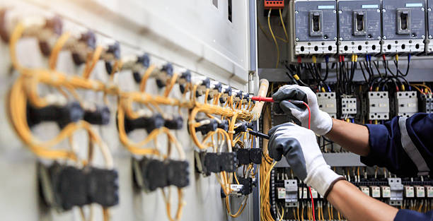 Professional Electrician technician working in Arcadia, LA
